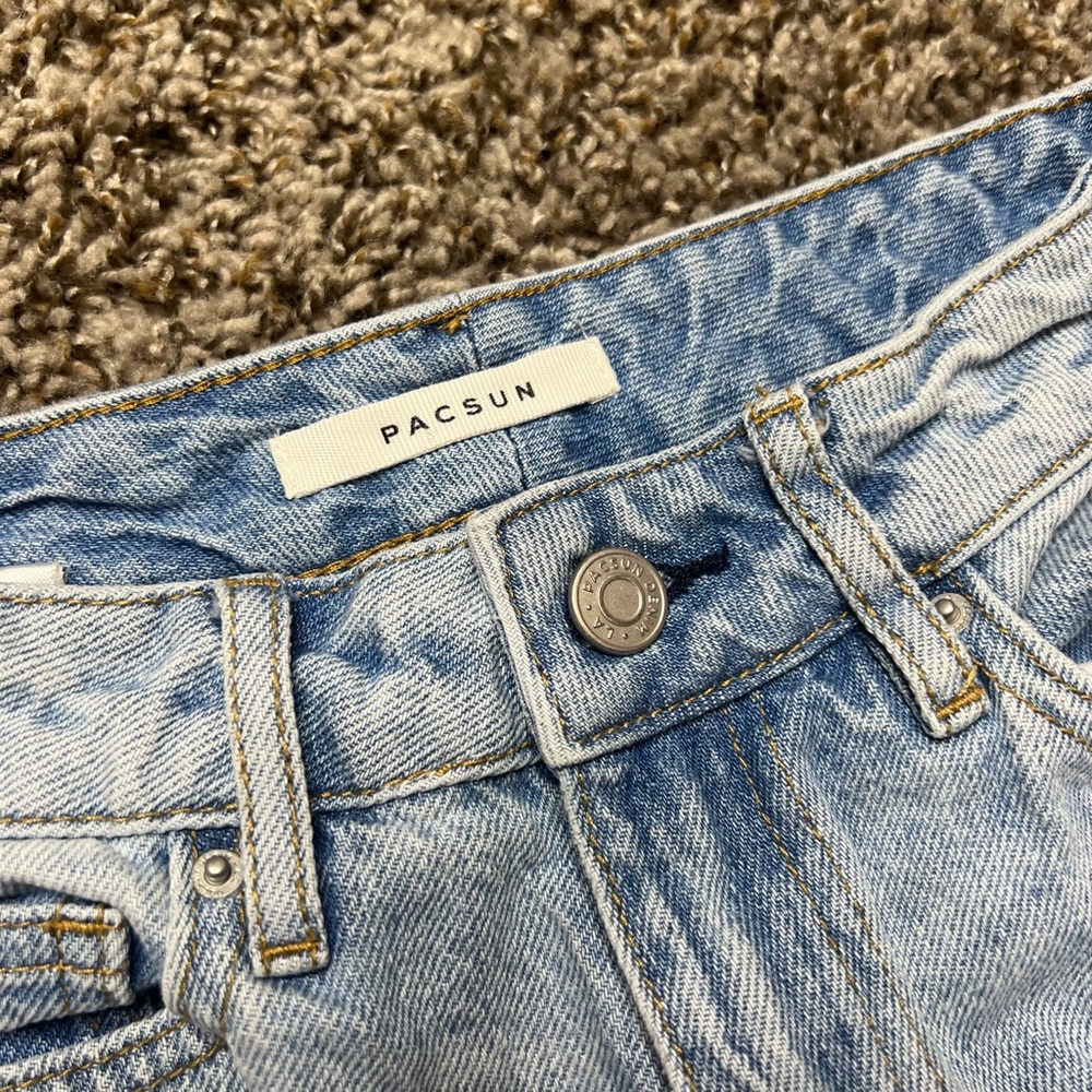 PacSun High Rise Light-Blue Jean - Picture 3 of 3